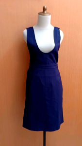 NEW with tag midi dress wanita biru tua navy RIMINI cewek M bodycon MEWAH low neck kutung