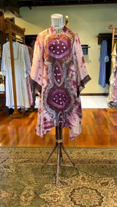 Khanisa Tunik Viscos by Dian Pelangi: Outfit Kerja Kantor & Pesta Pernikahan