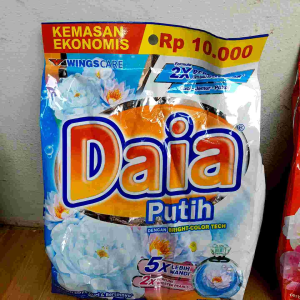 sabun cuci bubuk promo Daia 470gr