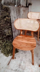 set meja makan minimalis kursi rotan kayu jati murah