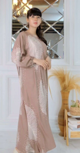 KAFTAN WANITA LEBARAN MODERN MOTIF BATIK DAUN KEKINIAN