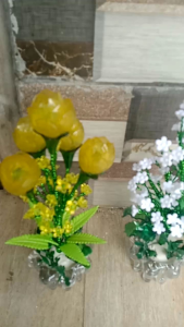 Bunga Hias Akrilik Tulip Kuning Kaca: Desain Elegan & Bahan Berkualitas