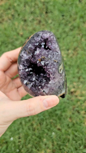 🔥 Natural Crystal Uruguay Purple Cluster/Amethyst 430g🔥天然乌拉圭紫晶簇 /紫晶镇 430克【深紫带晶花】