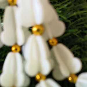 พวงมาลัยริบบิ้น พวงมาลัย พวงมาลัยที่ระลึก พวงมาลัยวันแม่ พวงมาลัยวันพ่อ พวงมาลัยไหว้พระ พวงมาลัยไหว้ครู