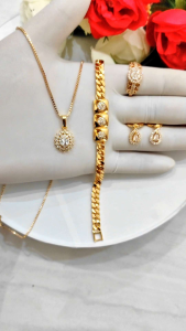 Satu Set Titanium Perhiasan Aksesoris Wanita Dewasa Anti Luntur & Anti Alergi Terbaru 2024