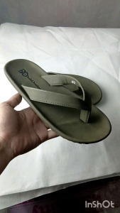 Sandal Jepit Pria Lokal Budak Bandung Kulit Imitasi Warna Hijau dengan Motif Polos