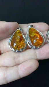 [Real Unit] Natural Flower Amber Stone Pendant with scenary 天然花珀 吊坠 -有意境 (S/n: 3170316]