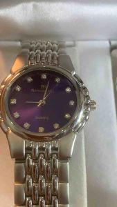 Đồng hồ đôi nam nữ full hộp mới 99.9% hiệu RAYNARD HILL QUARTZ size nhỏ 24mm size lớn 32mm nguyên seal đáy xoáy chống nước mặt xanh tím than cọc số đính đá kim cương dây kim loại mạ thép