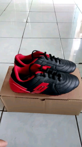 sepatu sepakbola anak outsol sudah dijahit muter bahan kulit