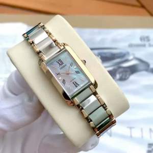 Đồng Hồ Nữ Citizen EW5624-54Y Eco Drive L Square Size 32.4 x 19.5 MOP Dial