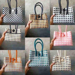 TAS ANYAMAN JALI PREMIUM PETTY SIZE S TAS WANITA BAHAN PLASTIK LENTUR