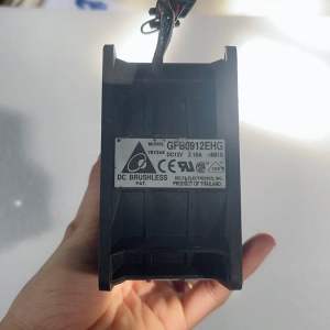 Quạt sever 9cm x 5cm 12v 2.1A