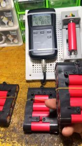 KHỐI P.i. n SanYo  5S-18V/21V - 4000mah XẢ 40A có hàn kẽm sẵn nha tháo khối chưa qua sạc xã