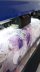 Tropical Vibes: Wallpaper Custom untuk Sentuhan Eksotis di Rumah Anda