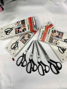 Kéo cắt vải cao cấp dài 9inch hiệu Golden Eagle là kéo con ó nổi tiếng trong ngành may mặc