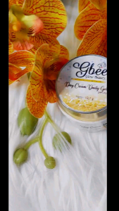 Ghee Glow Beauty Day Gold Cream Kinclong SPF 30