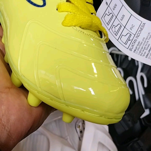 Sepatu Soccer Speed series