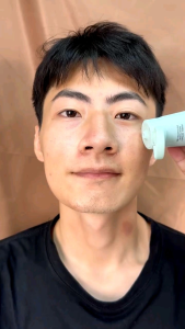 SHE Eureka Exfoliating Gel 50g Peeling gel Pencerah kulit ampuh