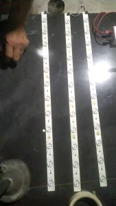 lampu bl toshiba 32pb200EJ normal ori