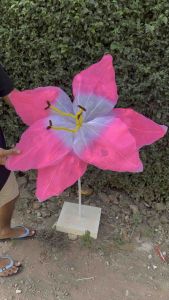 Bunga Giant Flower Bunga Hiasan Kain Organdi Model Bunga Lily Dekorasi Pelaminan / Bunga Artificial