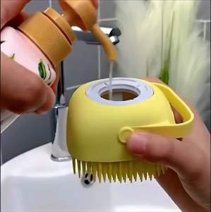 แปรงอาบน้ำสัตว์เลี้ยง แปรงอาบน้ำซิลิโคน สามารถใช้ได้ทั้งขัดผิวการ หรือนวดสระผมได้ หรืออาบน้ำให้สัตว์เลี้ยง