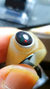 CINCIN KALIMAYA BLACK OPAL BANTEN
