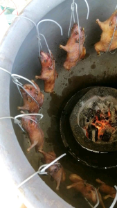 เหล็กอบหนูอบโอ่ง เหล็กอบหนูนาอบโอ่ง เหล็กอบเนื้ออบโอ่ง รุ่นใหม่หนีบแน่น เหล็กหนาขึ้น มัดละ180บ.บรรจุมัดละ10อัน