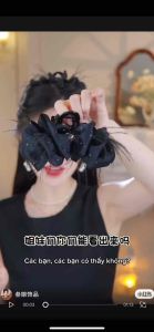 Phiên Bản Mới Của Kẹp Tóc Lông VũKẹp Tóc Bằng Vải Satin ( kiểu bầu trời đầy sao)