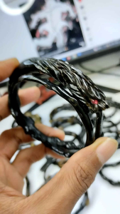 Gelang Akar Bahar Ukir Naga Cabang: Simbol Keberuntungan Tradisional