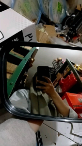 KACA SPION HINO LOHAN RH 2006 EMGI