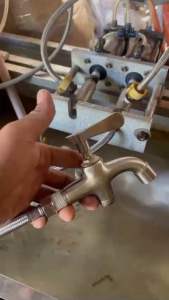 Củ Sen Tắm Inox 304 Đầu Ren Chờ 21mm Phù Hợp Các Loại Tay Sen Tắm