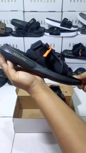 Rovalova - Shadow Black | Sandal Gunung Pria Wanita | Sandal Slide terbaik terbaru berkualitas