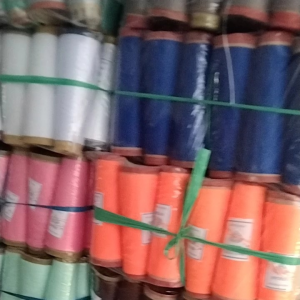 Benang Obras Polyester 6 Pcs Warna Random