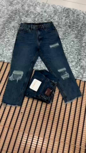 007 ป้าย Punny Jeans ไซส์ S ถึงเอว 40 กางเกงยีนส์ทรงบอย แต่งขาดหน้าขาเซอร์ๆ งานรุ่นนี้แนะนำมากๆค่ะ