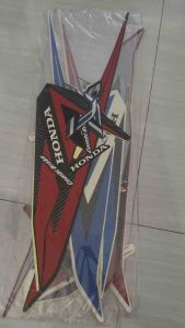 STIKER STRIPING LIS LES BODY MOTOR VARIO TECHNO LED 125 2015 2016