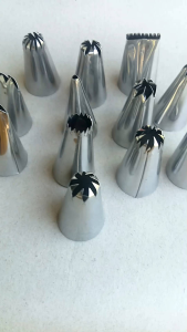 Set 12pcs Spuit/Sprit/Cetakan Kue tinggi 5cm. berkualitas tebal