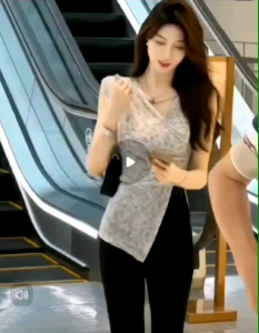 Casual work V-neck sleeveless T-shirt for women in summer new slim fit tops