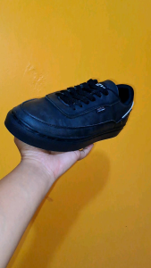 SEPATU TERBARU SNEACKERS CASUAL PALING DIMINATI MASAKINI