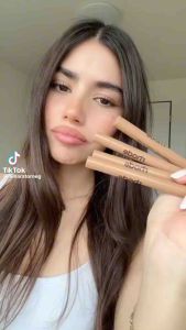 rhode peptide lip shape ดินสอเขียนขอบปาก พร้อมส่ง & แท้