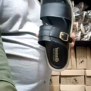 Sandal Kulit Sapi Pria Elegan