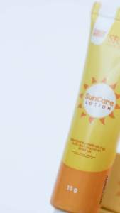 SUNCARE SR12 TABIR SURYA/ SUNSCREEN WAJAH SPF 25+