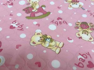 Chiếu lót chống thấm thay bỉm cho bé sơ sinh