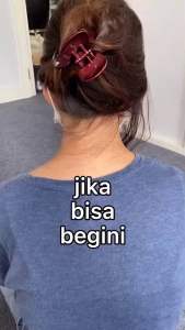 SALSA Hans Jebb Gel Skin Cleaner Indonesia / Perontok Daki Lemon Breeze Green Tea Sweet Tropical Pembersih kulit 110gr / Cleanser Scrub Peeling Exfoliator Eksfoliasi Exfoliating / Ketiak Hitam Kulit Kusam Penghilang Sel Kulit Mati / Skincare Body Care