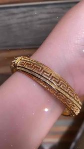 GELANG GOLD CUFF AKSEN MODEL UKIR2 ELEGANT BISA DI PAKAI SEHARI HARI TIDAK LUNTUR | PERHIASAN EMAK EMAK KEKINIAN BANGET BISA COD LAPIS GOLD TERLARIS 2024