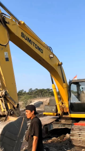 Sumitomo excavator SH210 karpet kabin excavator