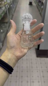 ✔️(1ชุดได้4ชิ้น มีคลิปรีวิว) ขวด ขวดน้ำหอม ขวดเปล่าน้ำหอมขวดเพชร ขวดใส่เครื่องปรุง ขวดใส่ยา ลายเพชรกะรัต ทรงกลม จับถนัดมือ ขวดเล็กพกพาสะดวก (114610129)