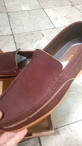 sepatu kasual pria dewasa bahan kulit