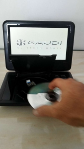 Máy xem đĩa DVD player GAUDI GREEN HOUSE GHV-PDV900W hàng si Nhật