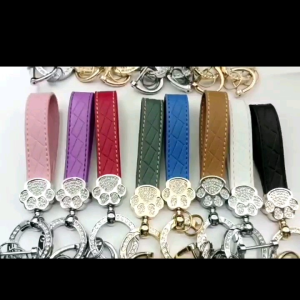 Gantungan Kunci Premium Gold Keychain Mobil Motor Tas