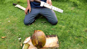 Golok Soren Model Kembang Kacang: Aman & Nyaman